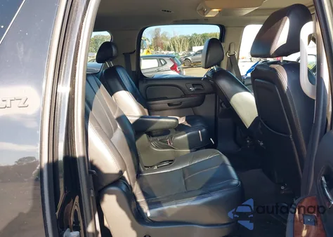 2007 Chevrolet Suburban 1500 Lt from USA, damaged, VIN 3GNFK16337G153402